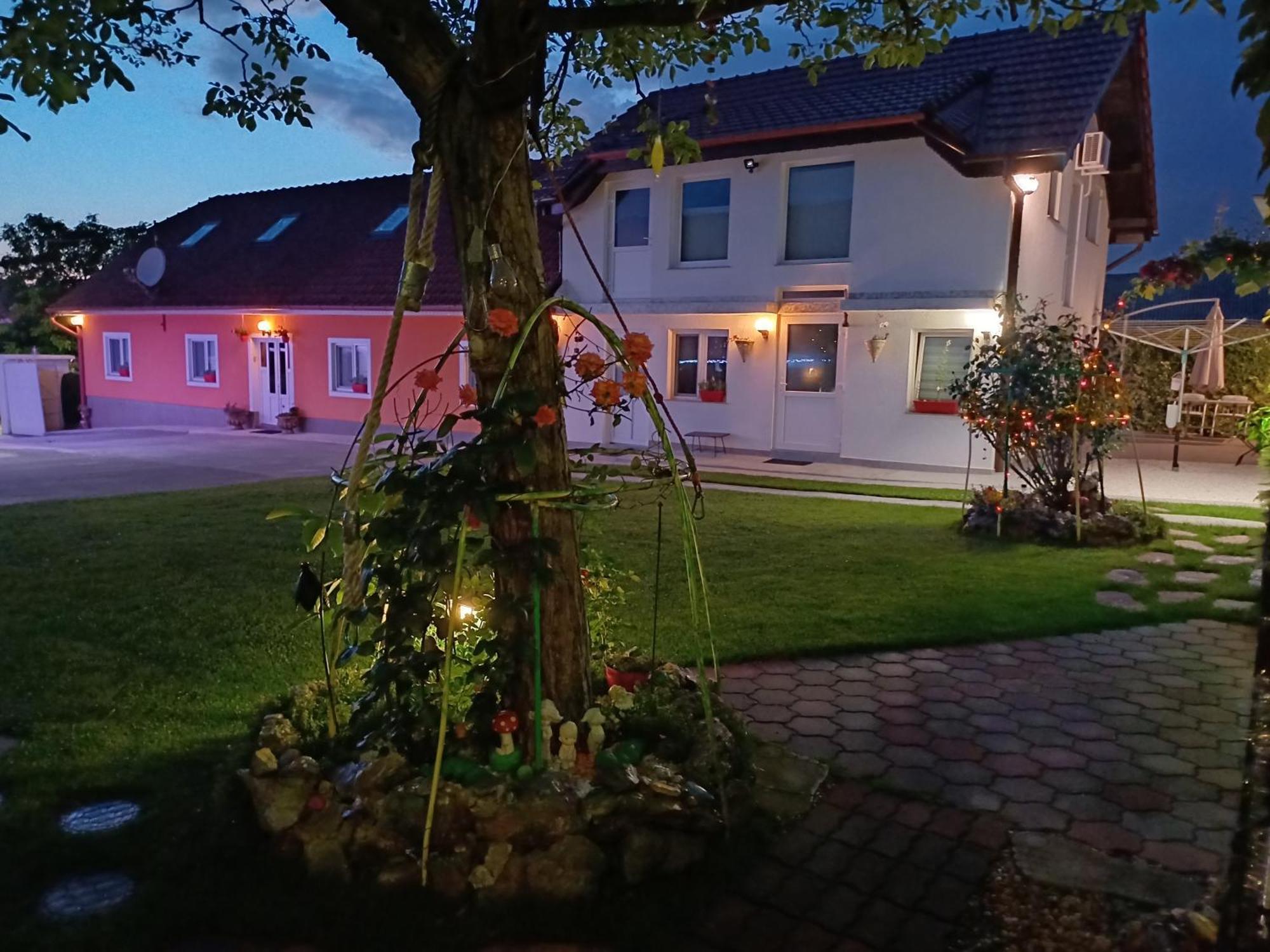 Готель Casa Marinela Беїле-Фелікс Екстер'єр фото