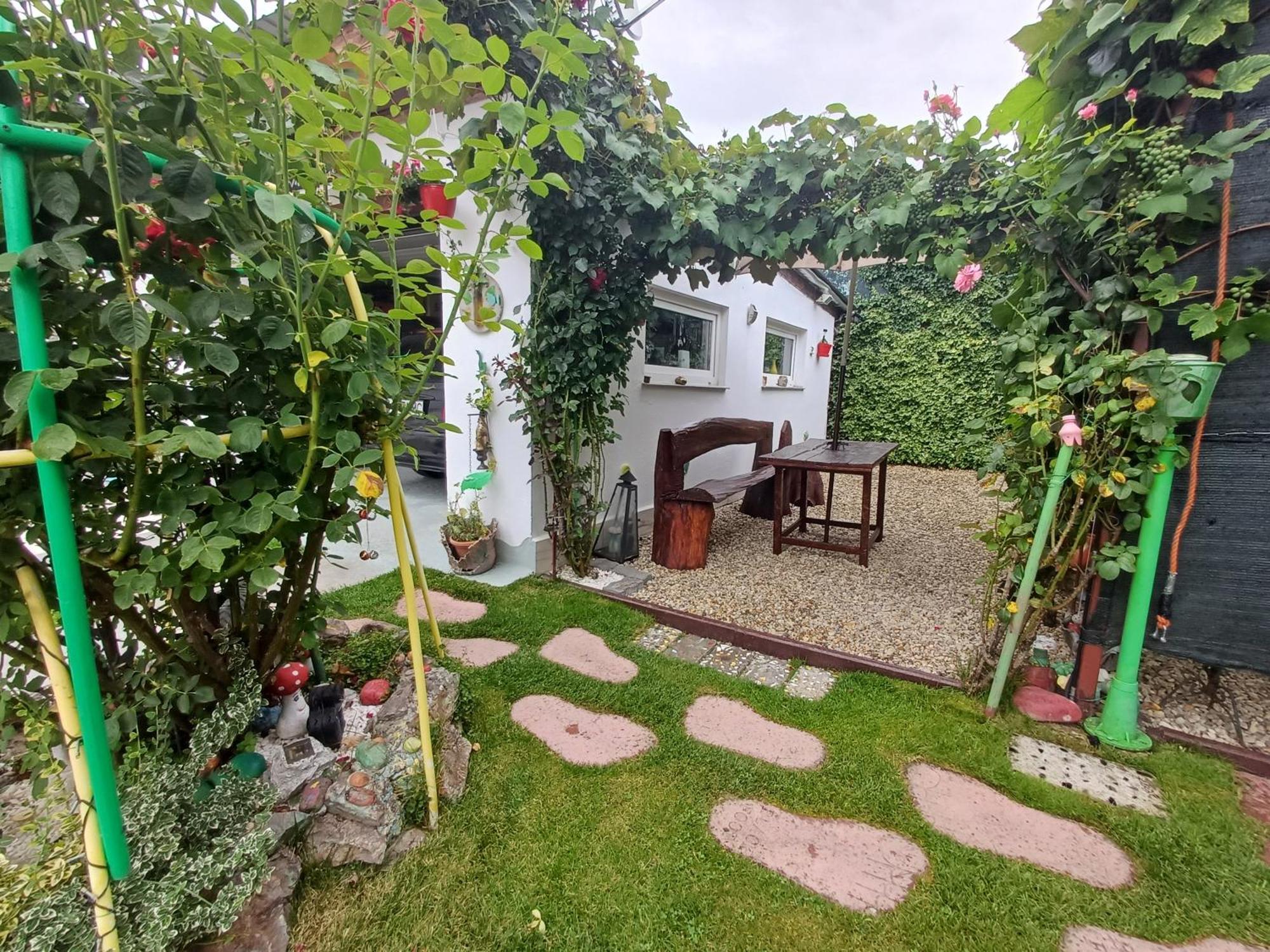 Готель Casa Marinela Беїле-Фелікс Екстер'єр фото